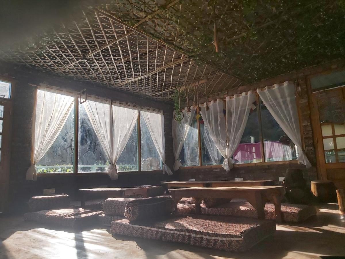 ホテル The Bunker House Chopta エクステリア 写真