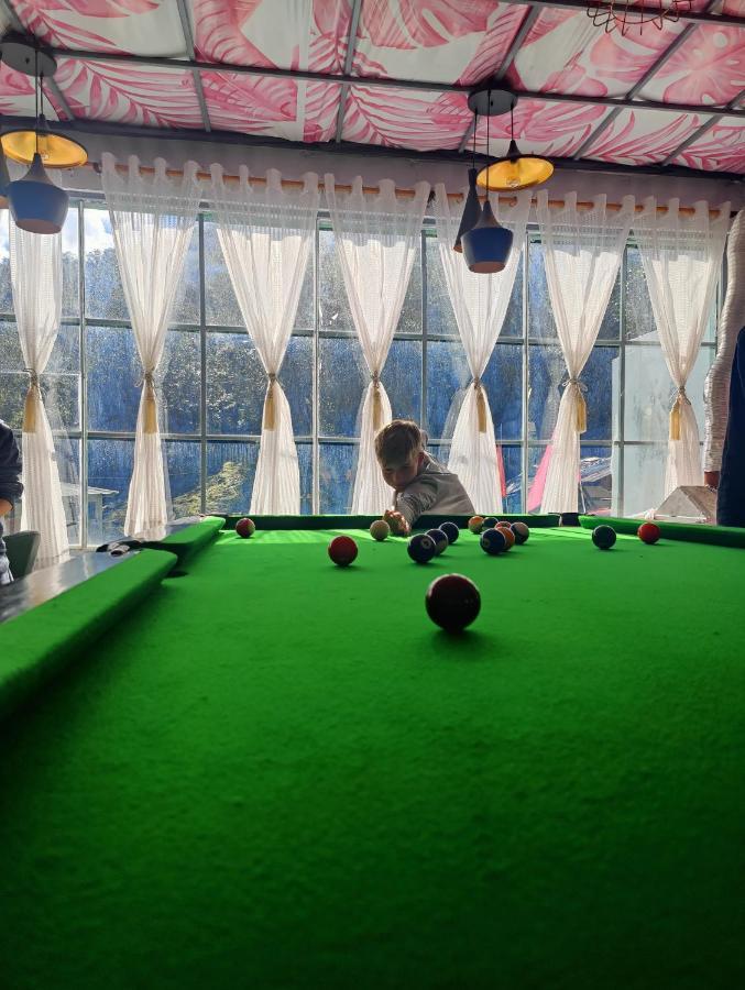 ホテル The Bunker House Chopta エクステリア 写真